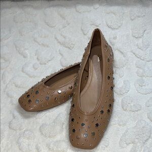 Zara Tan Studded Flats Women’s EU Size 38 US 7.5
